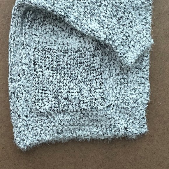 COMFY LUXE WOMENS BLACK/WHITE FLICKERED BOUCLE CARDIGAN W/POCKETS - NWT - SZ: OS - Picture 6 of 11